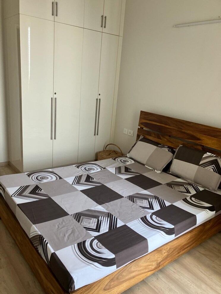 Master Bedroom, dlf-the-ultima 3.5 Bedroom 2050 Sq.Ft. Apartment In Sector 81 Gurgaon 9296783