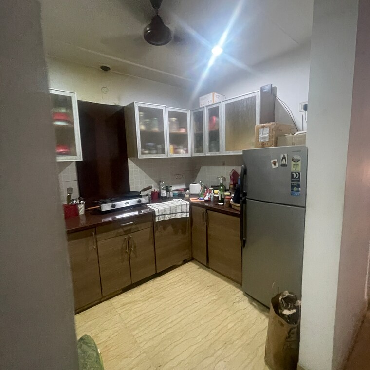 Kitchen, kailash colony 3 Bedroom 1600 Sq.Ft. Builder Floor In Kailash Colony Delhi 9296823