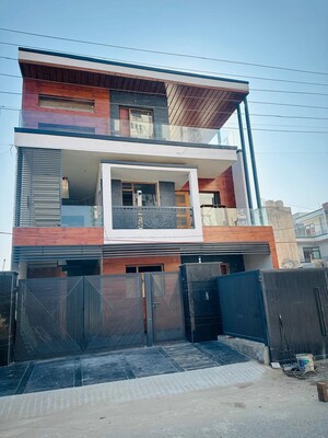 6+ BHK Independent House – Exterior View View at Sunny Enclave - for Sale