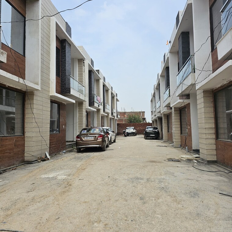 Exterior View, sector 10 greater noida 2 Bedroom 1500 Sq.Ft. Villa In Sector 10 Greater Noida Greater Noida 9296852