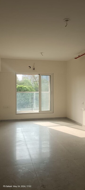 Room in 2 BHK Apartment at Dosti West County Phase 2 Dosti Cedar, Balkum Pada – for Rent