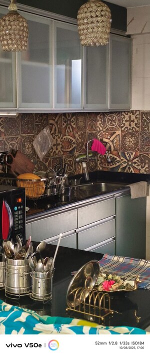 2 BHK Apartment – Exterior View View at Shiv Darshan Tower Malad West, Malad West - for Rent