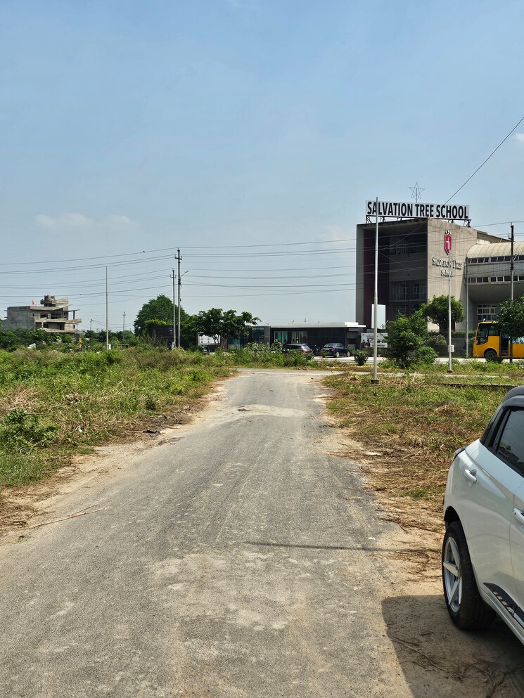 Exterior View, lakshmi-narayan-kunj  100 Sq.Yd. Plot In Sadopur Greater Noida 9296844