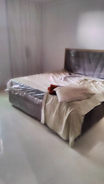 Bedroom in 3 BHK Builder Floor at Green Fields Colony – for Rent