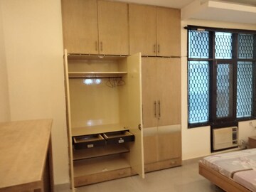 Furnished Amenities in 3 BHK Builder Floor at Greater Kailash ii – for Rent