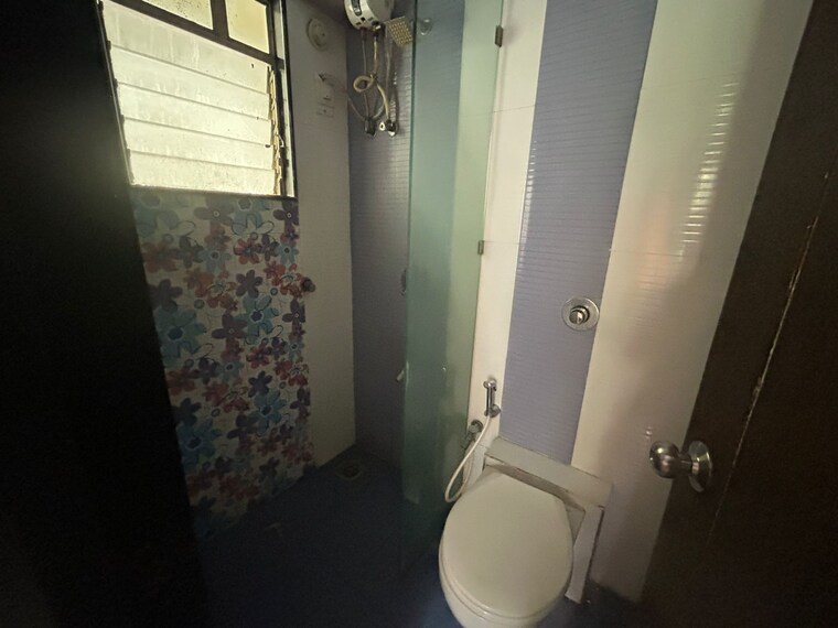 Bathroom, vasant-fiona 2 Bedroom 650 Sq.Ft. Apartment In Pokhran Road No Two Thane 9296872