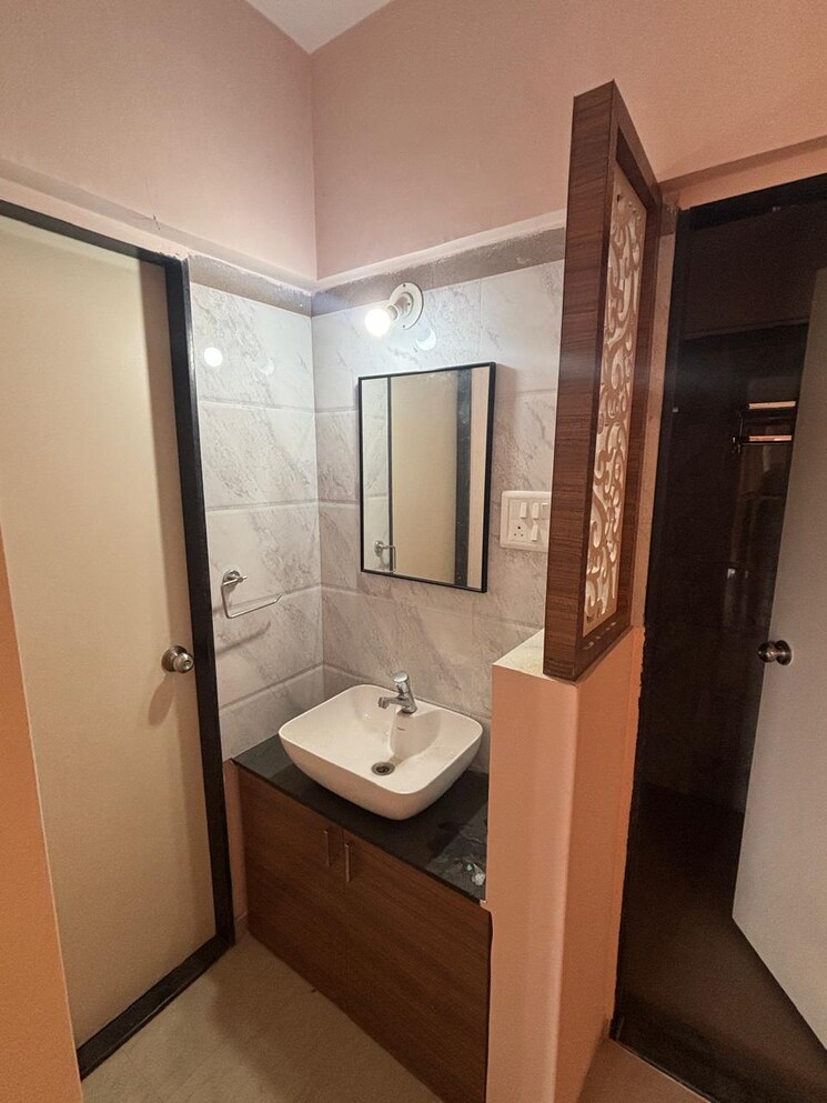 Bathroom, pandit-javdekar-red-earth 1 Bedroom 643 Sq.Ft. Apartment In Pirangut Pune 9296867