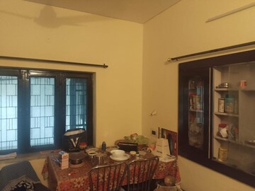 Living Room in 2 BHK Independent House at Curzon Road – for Rent