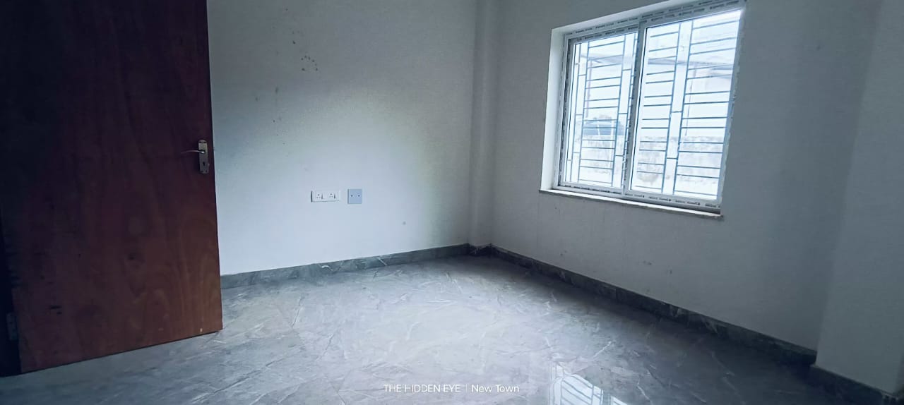 3 BHK + Servant Room Apartment For Sale in Bengal Shelter Akankha