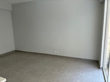 Room in 3.5 BHK Builder Floor at Signature Global City 92, Sector 92 – for Rent