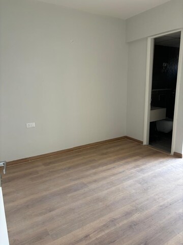 Room in 3.5 BHK Builder Floor at Signature Global City 92, Sector 92 – for Rent