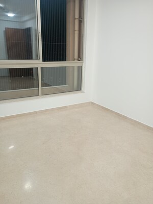 Room in 3 BHK Apartment at Hiranandani Canary, Ghodbunder Road – for Rent