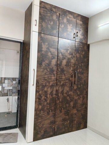 Furnished Amenities in 2.5 BHK Apartment at Sai Life Sai Prasad, Ghatkopar East – for Rent