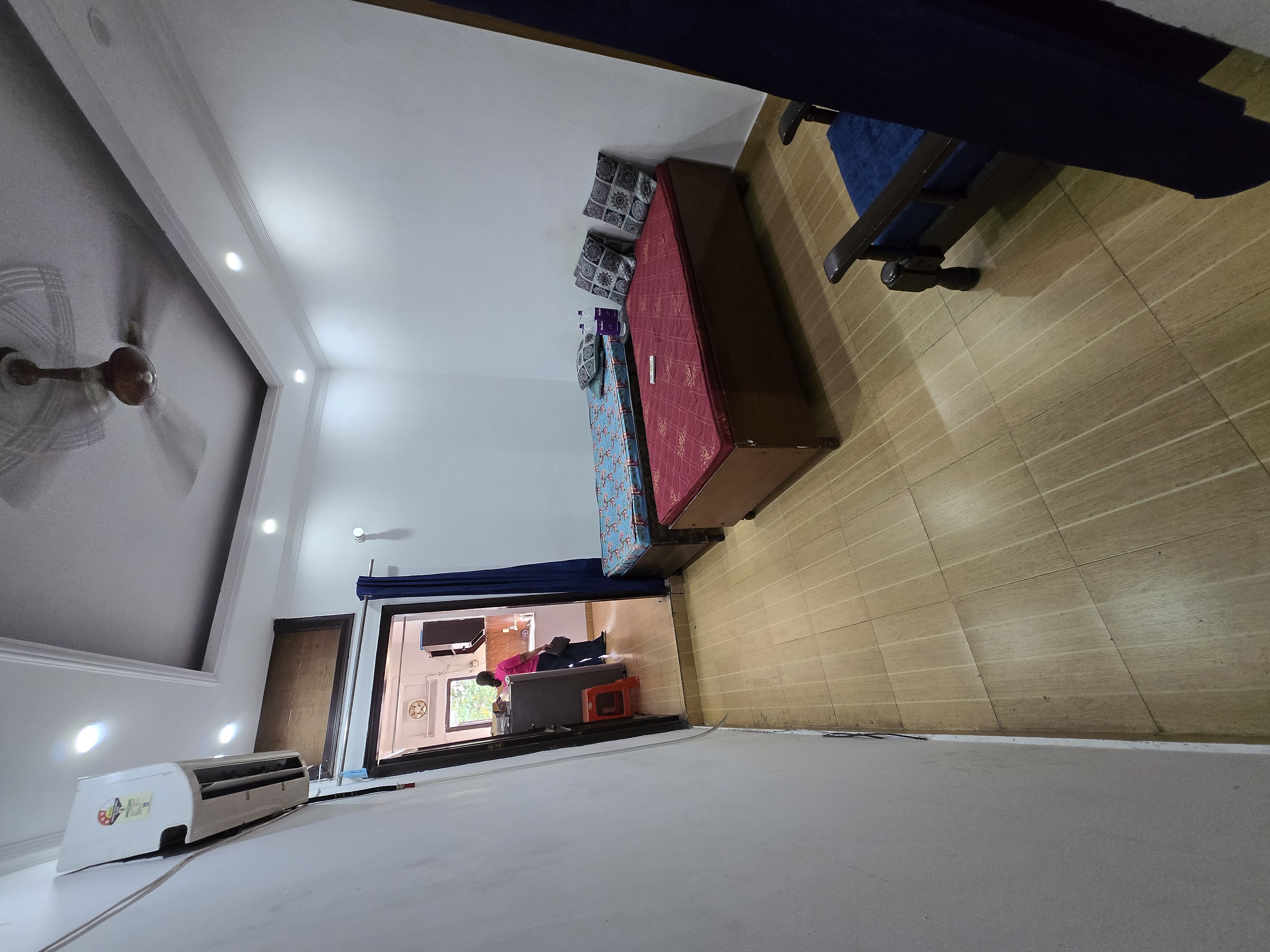 1.5 BHK Apartment For Rent in Lajpat Nagar 4