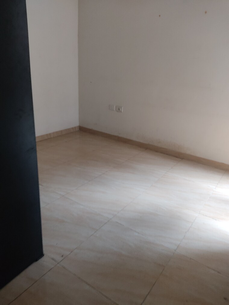 Room, gaur-city-2-14th-avenue 2 Bedroom 985 Sq.Ft. Apartment In Sector 16c Greater Noida Greater Noida 9297007