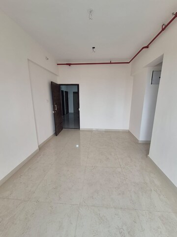 Room in 2 BHK Apartment at Sunteck City Avenue 4, Goregaon West – for Rent