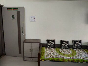 Room in 3 BHK Apartment at DB Parkwoods, Kasarvadavali – for Rent