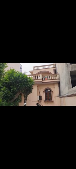 3 BHK + Pooja Room Builder Floor For Sale in Parsvnath Platinum