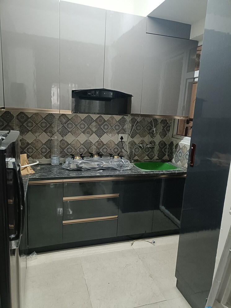 Kitchen, signature-global-prime 2 Bedroom 834 Sq.Ft. Apartment In Sector 63a Gurgaon 9297100