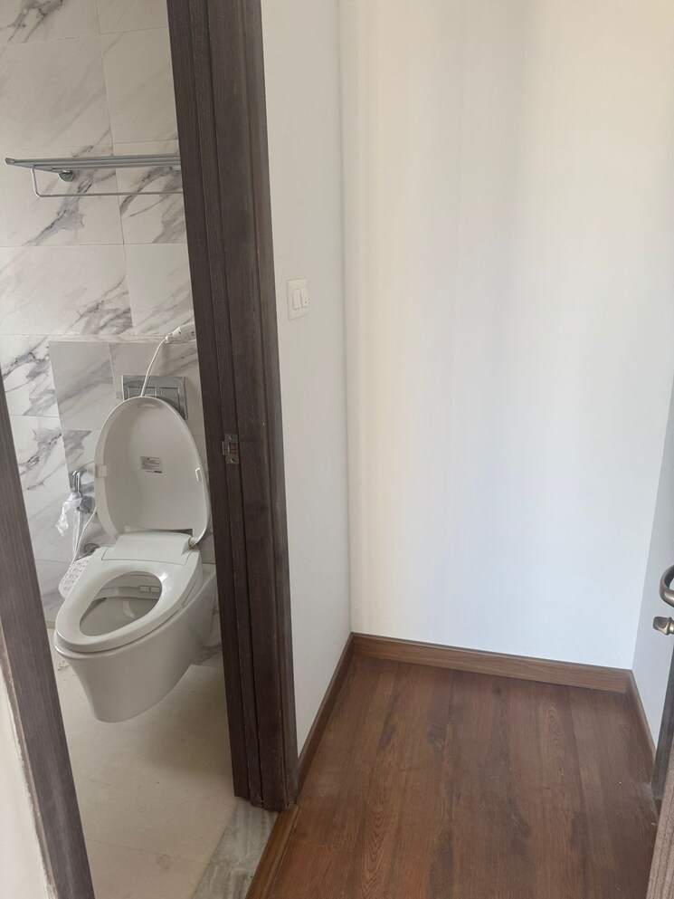 Bathroom, risland-the-icon 3 Bedroom 932 Sq.Ft. Apartment In Dhokali Thane 9297096