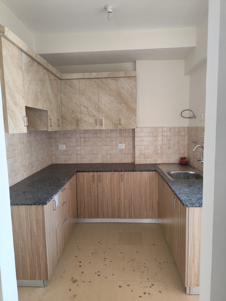 Kitchen, aims-golf-avenue-i 3.5 Bedroom 1825 Sq.Ft. Apartment In Sector 75 Noida 9297133