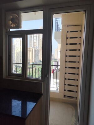 3.5 BHK Apartment For Rent in Aims Golf Avenue I, Sector 75