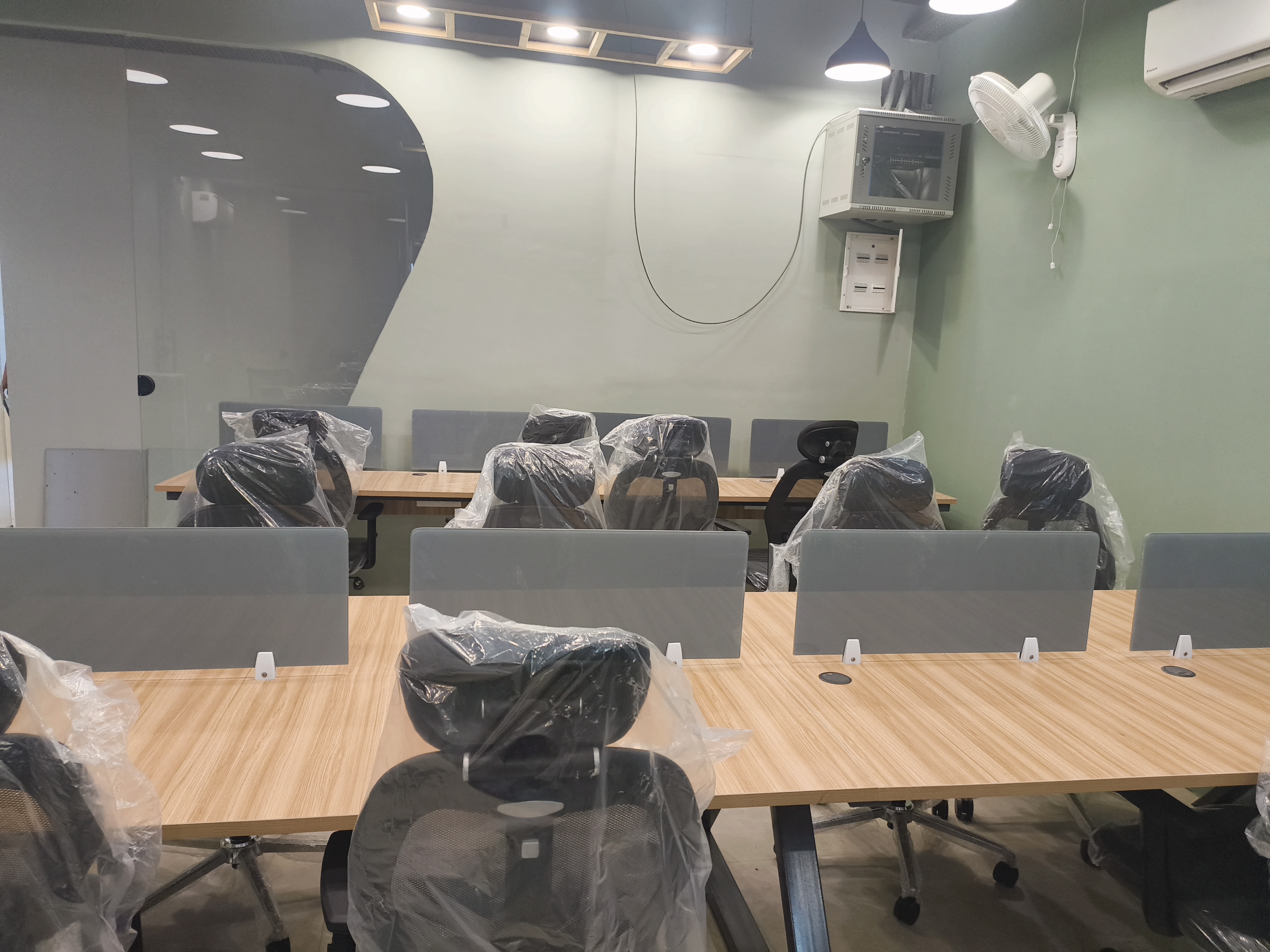 Office Space For Rent in Industrial Area