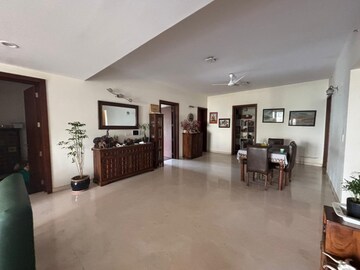 Parking in 4 BHK Apartment at Prestige White Meadows, Whitefield – for Sale