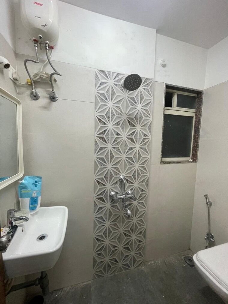 Bathroom, shree-riddhi-siddhi-sumukh-hills 1 Bedroom 734 Sq.Ft. Apartment In Kandivali East Mumbai 9297172