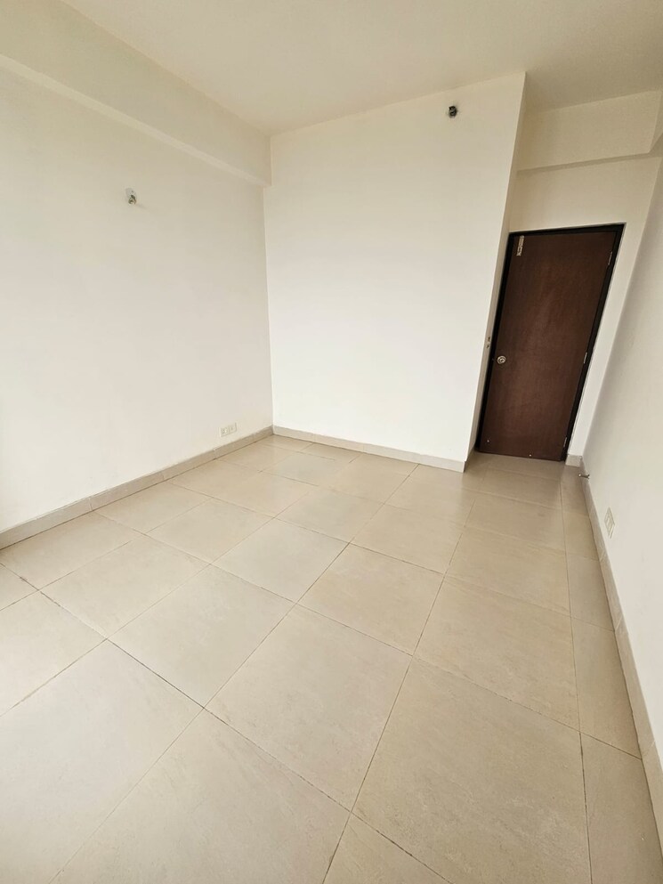 Room, indiabulls-centrum-park 2.5 Bedroom 1481 Sq.Ft. Apartment In Sector 103 Gurgaon 9297214