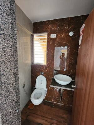 Bathroom in 2 BHK Apartment at Avant Hillway, Goregaon East – for Sale