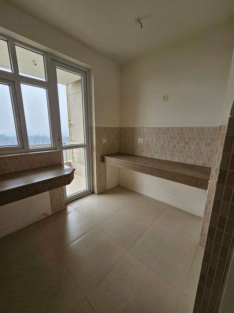 Room, indiabulls-centrum-park 3 Bedroom 1790 Sq.Ft. Apartment In Sector 103 Gurgaon 9297258