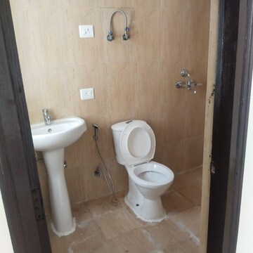 Bathroom in 2 BHK Apartment at Fusion Homes, Tech Zone 4 Greater Noida – for Sale