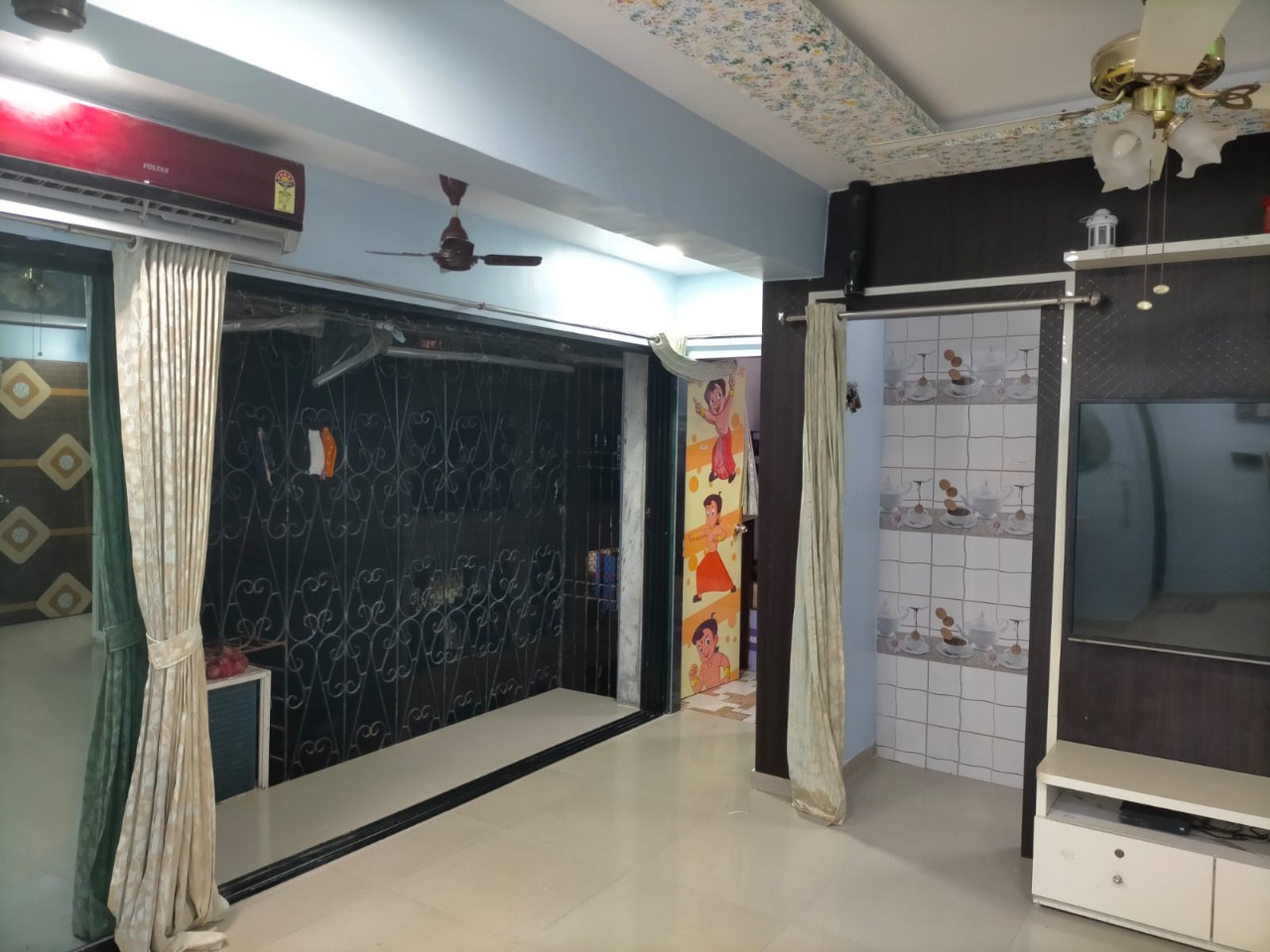 2 BHK + Study Room Apartment For Sale in Raeeyan Apartment