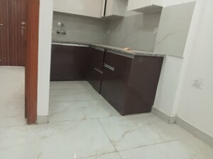 Team Area in 2 BHK Builder Floor at Mahavir Enclave 1 – for Rent