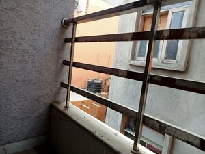 Balcony in 2 BHK Builder Floor at Mahavir Enclave 1 – for Rent