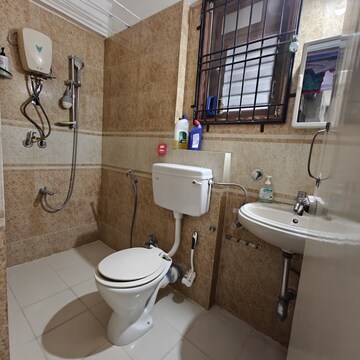 Team Area in 2 BHK Apartment at Mahavir Universe, Kukreja – for Sale