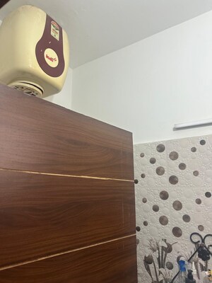 Room in 1 BHK Builder Floor at Lake View Complex, Dhakoli – for Sale