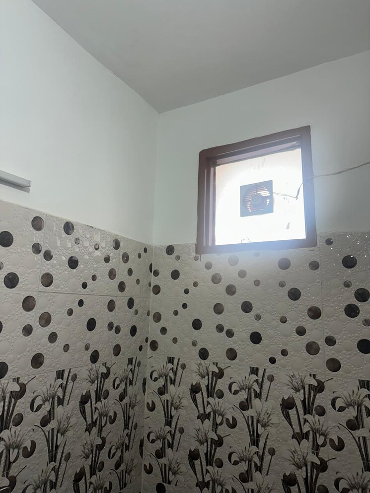 Bedroom, lake-view-complex 1 Bedroom 600 Sq.Ft. Builder Floor In Dhakoli Zirakpur 9297343