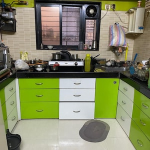 Team Area in 2 BHK Apartment at Panchganga CHS, Sion East – for Sale