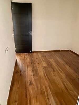 Room in 3 BHK Builder Floor at Signature Global Park 4 and 5, Sohna Sector 36 – for Sale