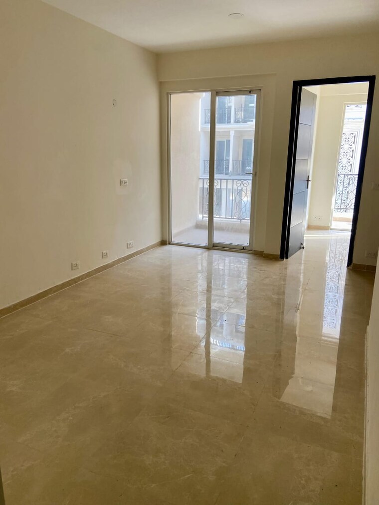 Room, signature-global-park-4-and-5 3 Bedroom 1081 Sq.Ft. Builder Floor In Sohna Sector 36 Gurgaon 9297798