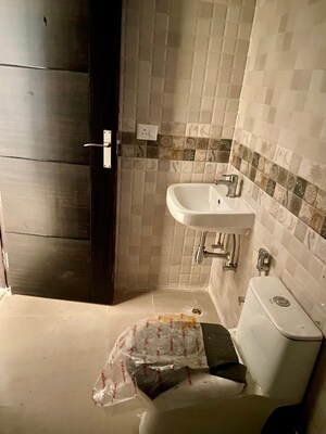 Bathroom in 3 BHK Builder Floor at Signature Global Park 4 and 5, Sohna Sector 36 – for Sale