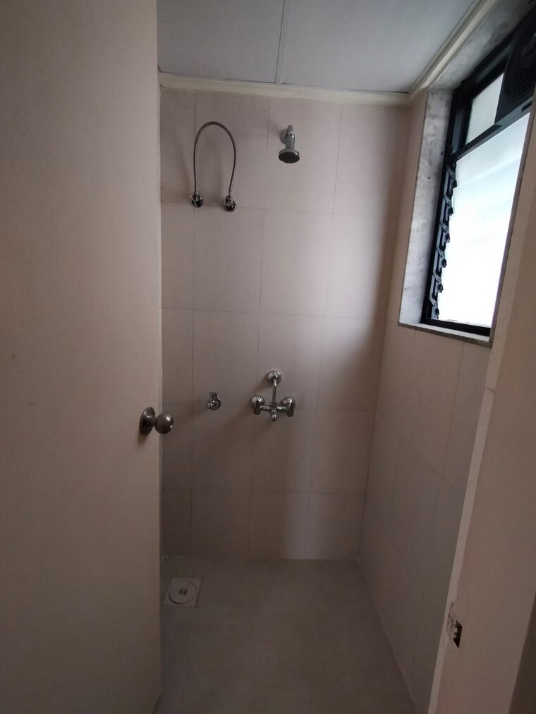 Bathroom, lodha-golden-dream 1 Bedroom 499 Sq.Ft. Apartment In Dombivli East Thane 9297405
