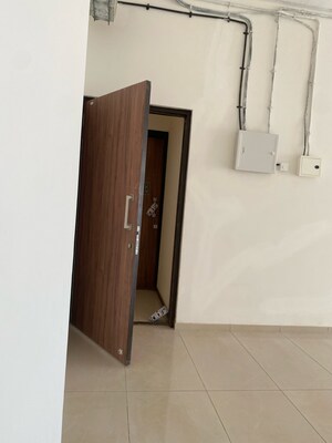 Room in  Office Space at Chandak Unicorn, Jeevan Nagar – for Sale