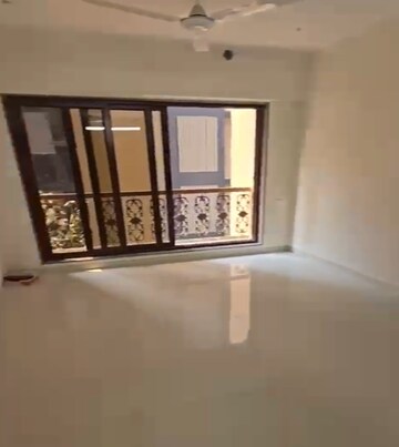 Bedroom in 3 BHK Apartment at Geetanjali Heritage, Chembur – for Rent