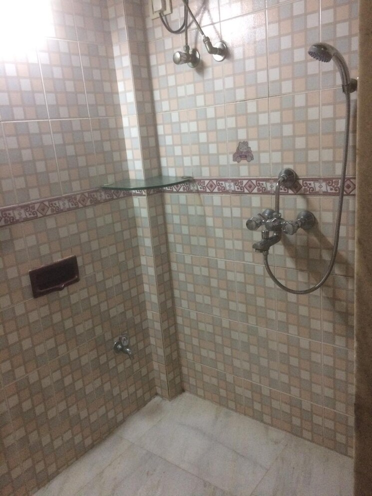 Bathroom, neelganga-apartment 1 Bedroom 650 Sq.Ft. Apartment In Lower Parel Mumbai 9297570