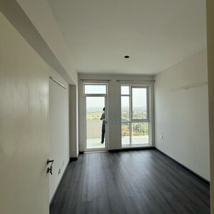 Room in 2 BHK Apartment at Ireo The Corridors, Ramgarh Dhani – for Sale