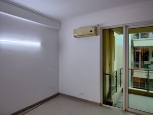 Room in 3 BHK Builder Floor at Ansal API Esencia, Sector 67 – for Rent