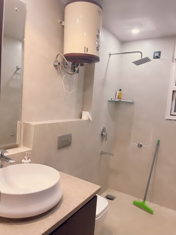Bathroom in 4 BHK Apartment at Emerald Green, Sector 52 – for Rent